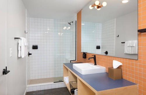 Boone Hotel | Rhode's Motor Lodge