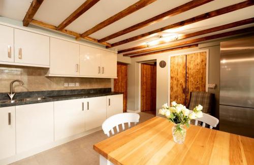 Blaenannerch Casa | Rhos y Gadair - an incredible farmhouse by the sea