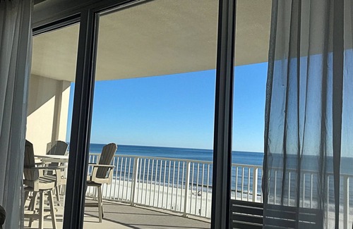 Orange Beach East Condominio | RI 410 ** Actualizaciones personalizadas ** Enorme ducha doble ** ¡Establece el listón del lujo! Frente del golfo