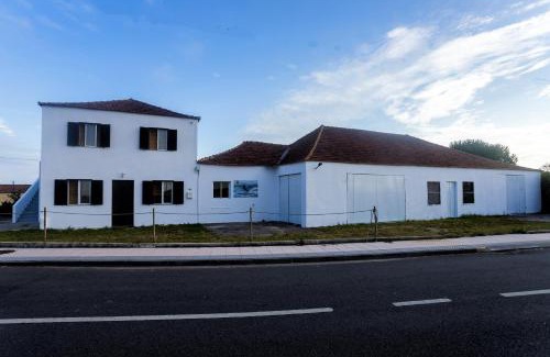 Murtosa Casa | Ria de Aveiro White House