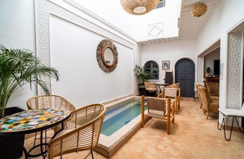 Kasbah Casa | Riad La Kasbah secrète - Piscine intérieure