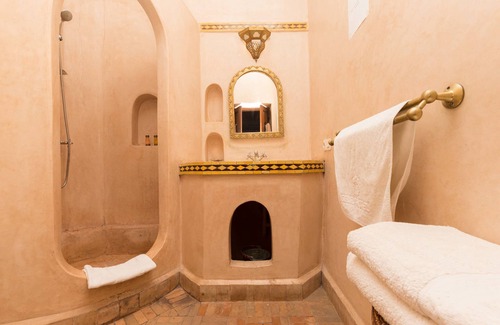 Sidi Bou Amar Hotel | Riad Lea