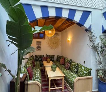 Bab Taghzout Casa | Riad Zahri 18