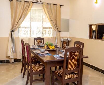 Boma la Ngombe Apartamento | Richard's Road Homestay