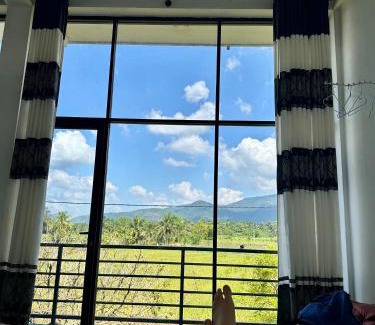 Dambulla Casa | Ridge Boundary View