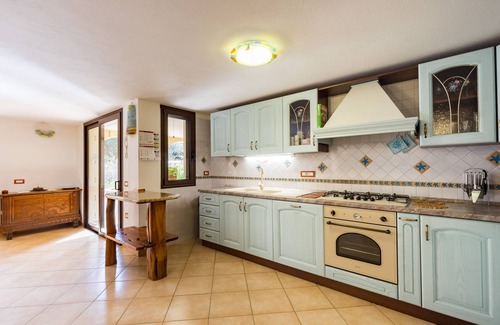 Solanas Casa | PLAYSTATION, WIFI ILLIMITATO, LETTI ORTOPEDICI, AIR / C.