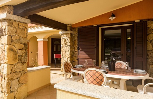 Solanas Casa | PLAYSTATION, WIFI ILLIMITATO, LETTI ORTOPEDICI, AIR / C.