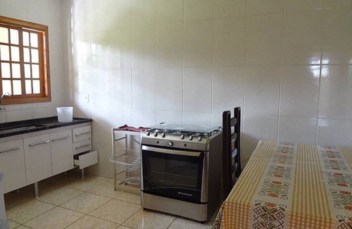 Sorocaba Casa | RINCÃO DOS LARANJAIS ESTATE. CONDOMINIUM 24 HOUR SECURITY 5 BEDROOMS AND WIFI.