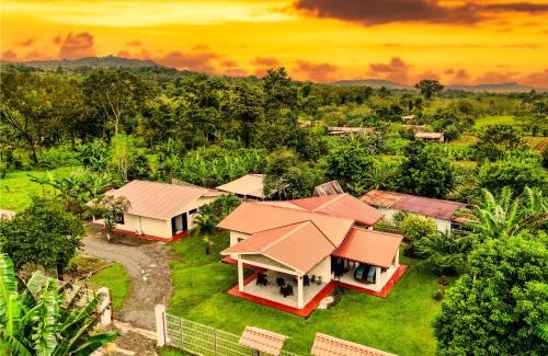 Llanuras del norte Apartamento | Rio Celeste Birds Garden Apartment, Comodidad y Aire Acondicionado
