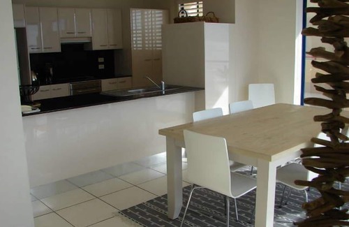 Blue Bay Apartamento | Ondas en el océano en Blue Bay, Costa Central NSW Australia