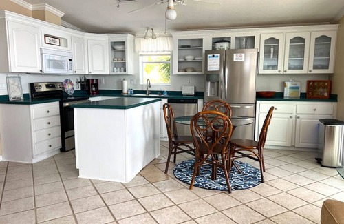 Cutthroat Harbor Estates Casa | Rise And Shine On The Water