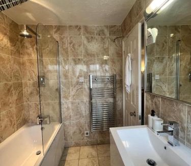 Rivenhall Hotel | Rivenhall Garden Hotel