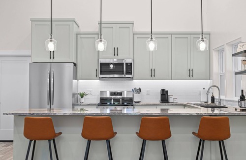 Shady Cove Cabaña | River Bend Cottage 1-bedroom Barndominium with Wildlife Abounding