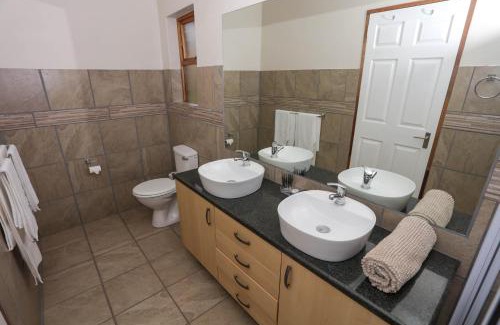 uMngeni Cabina | River Bend Farm
