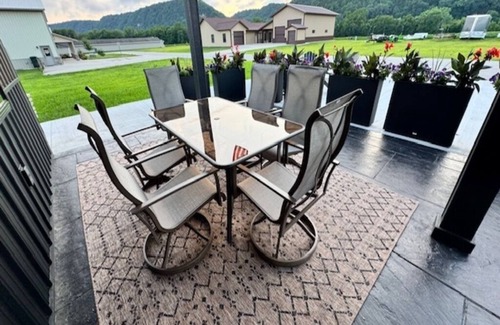 Harpers Ferry Casa | River Bluff Getaway – Main 1BR/1BA Modern Unit Near Mississippi River