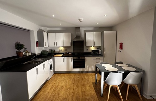 Colchester Apartamento | River Colne Suite
