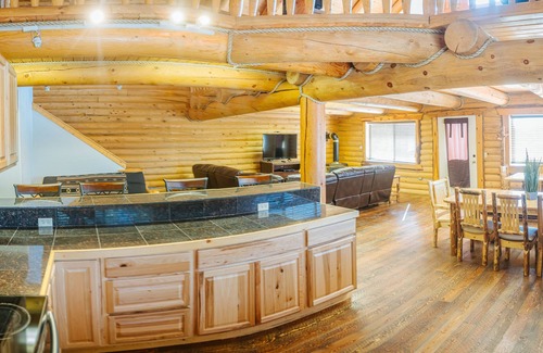 Last Chance Cabina | River Lodge