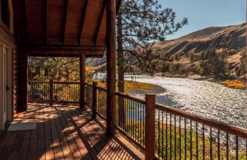 White Bird Cabina | River Lookout Cabin #3 — Relax, Fish & Explore by the Salmon River