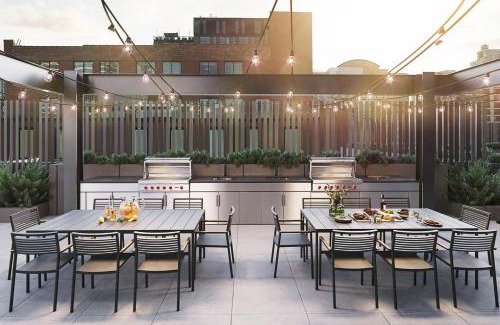 Killgubbin Apartamento | River North 1br w grills terrace fire pits CHI-1038