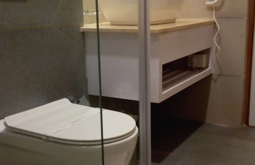 Cheruthuruthy Hotel | River Retreat Heritage Ayurvedic Resort