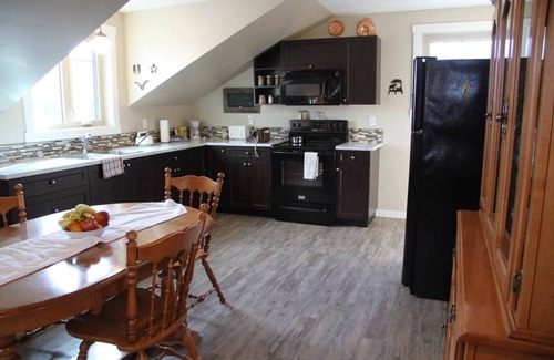 Smithers Casa | River Rock Ranch, Country Fishing retreat