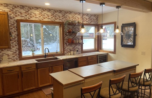 Pinnacle Casa | River Run Lodge - Your Tranquil Retreat 20 minutes from Glacier National Park