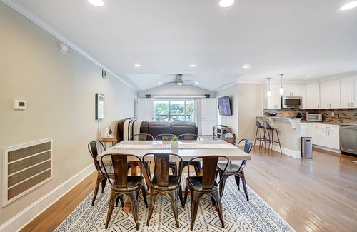 Harbor House Casa | River's Edge: 15% Off Special Until Nov 30!