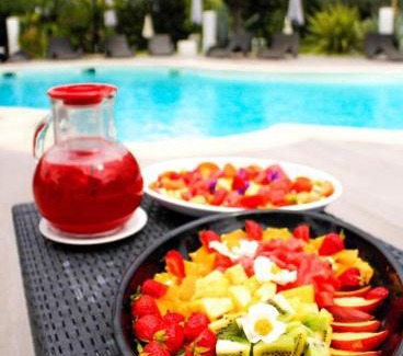 Udawalawa Cama Y Desayuno | River Side & Swimming pool
