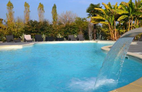 Udawalawa Cama Y Desayuno | River Side & Swimming pool