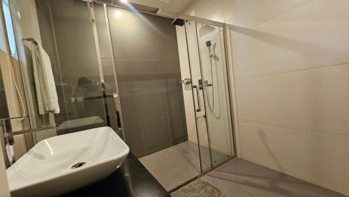 Todupulai Complejo | River Terrace Resort And Spa