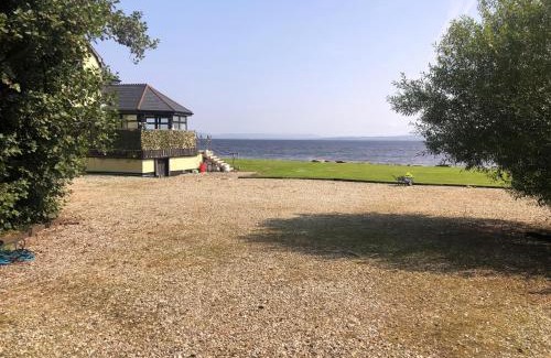 Muff Casa | River View Cottage
