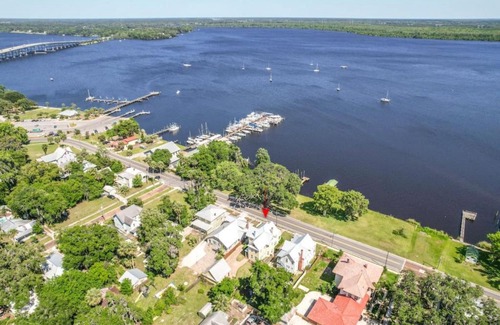 Palatka Casa | River Vistas