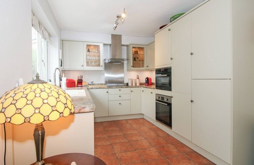 Shrewsbury Cabaña | Riverdale, SHREWSBURY
