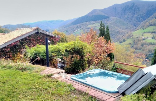 Riverenert Cabaña | Riverenert: casa media al sur de la montaña