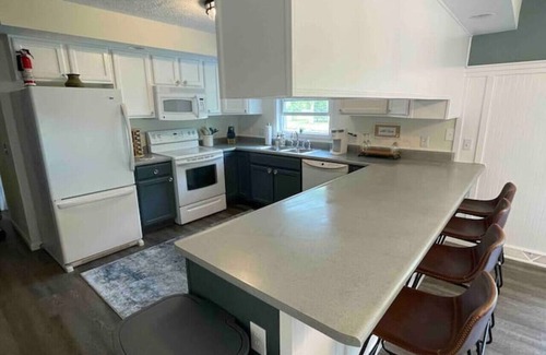 Newaygo Casa | Riverfront Blissful Cottage