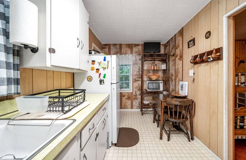 Tidioute Cabina | Riverfront Cabin ★ Views ★ Quiet ★ Fishing ★ Kayak