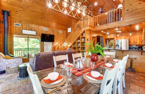 Seminary Casa | Riverfront Cabin with Outdoor Oasis in Seminary!