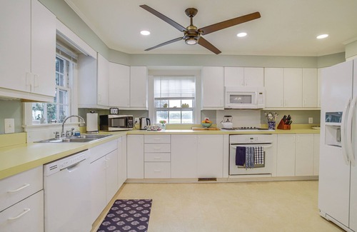 Denton Casa | Riverfront Denton Estate on 7 Acres w/ Fire Pit!