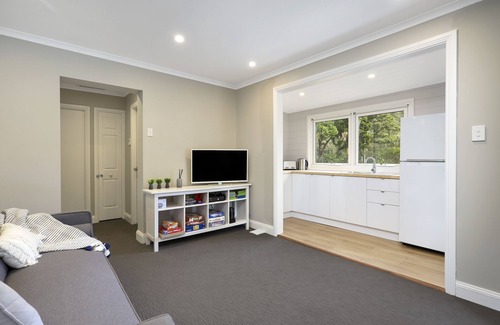 Lower Macdonald Casa | The River House, Wisemans Ferry perfect for families and groups