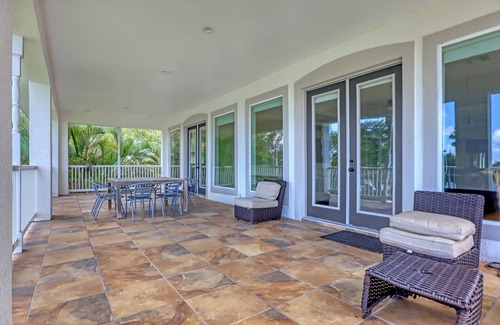Tropic Casa | Riverfront Family Pool/Spa Game Rm 8bd/5.5ba 20ppl