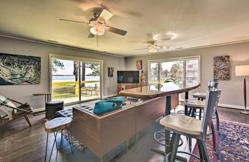 New Bern Casa | Riverfront New Bern House Gourmet Kitchen and View!