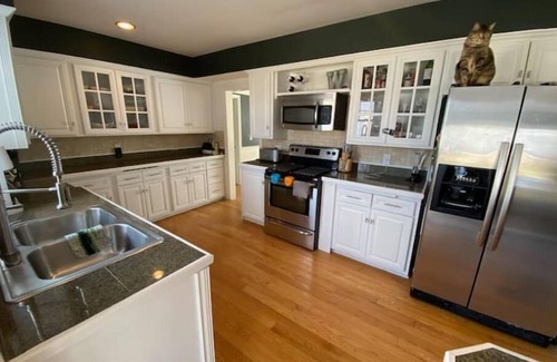 Menasha Casa | Riverfront Oasis - Hot tub- Seasonal heated pool