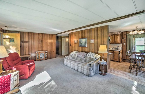 Suring Casa | Riverfront Suring Home: ATV Trails, Sunroom!