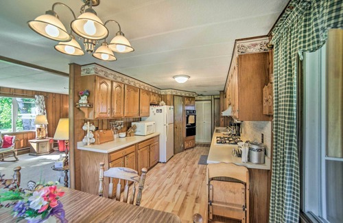 Suring Casa | Riverfront Suring Home: ATV Trails, Sunroom!