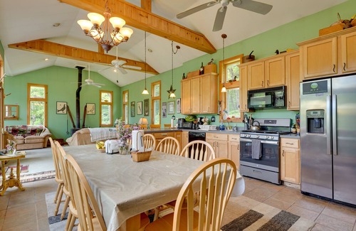 Bridgewater Corners Casa | Riverfront Vermont Vacation Rental w/ Hot Tub