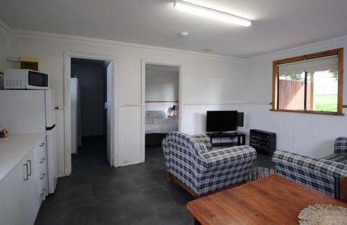 Augusta Cabaña | Riverscape Cottage No.4 - Riverscape Cottage No.4 is an easy walk to the Blackwood River