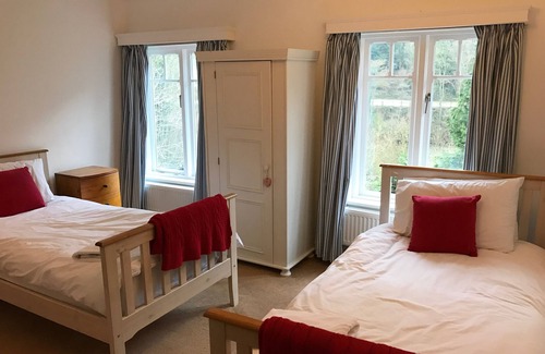 Redbrook Casa | El Riversdale Lodge se encuentra en el corazón de Symonds Yat, con vistas al río Wye.