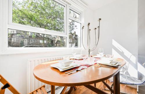 Grove Apartamento | Riverside 1 bed Flat in the Heart of Kingston