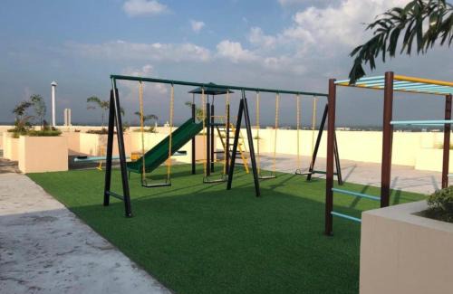 Naga Apartamento | Riverside 2 Bedroom 6Beds Near SM Naga, Landers, S&R and Robinson Naga