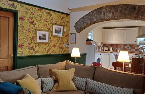 Ballyclare Cabaña | Riverside Cottage at Logwood Mill